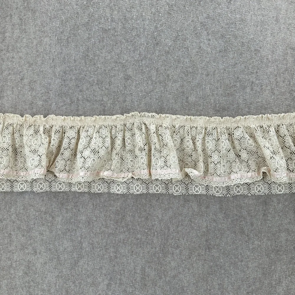 VTG‎ Cream Floral Lace Ruffle Trim Pink Ribbon Accent 6 Inch Wide Craft 4 Yards